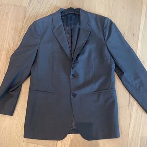 Theory men’s 2 button grey blazer. 44R.